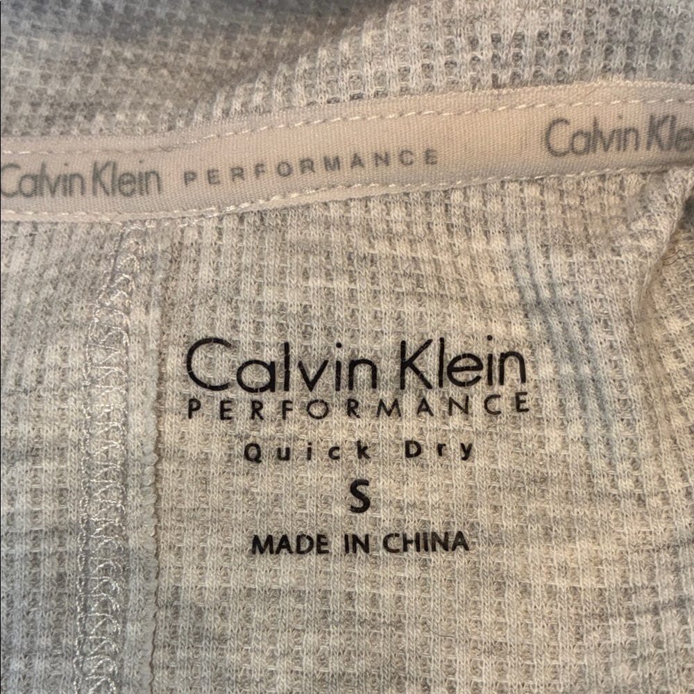 Calvin Klein Perf. Sweater, Women's S, Gray Cowl Neck Waffle Weave, Splits. EUC - Picture 9 of 15